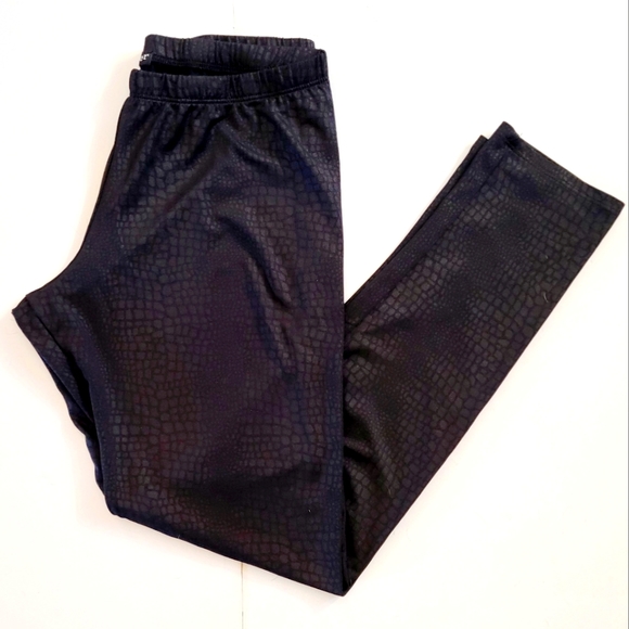 NWOT Reptile Print leggings - Picture 2 of 8